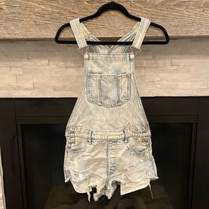 American Eagle Jean short overalls